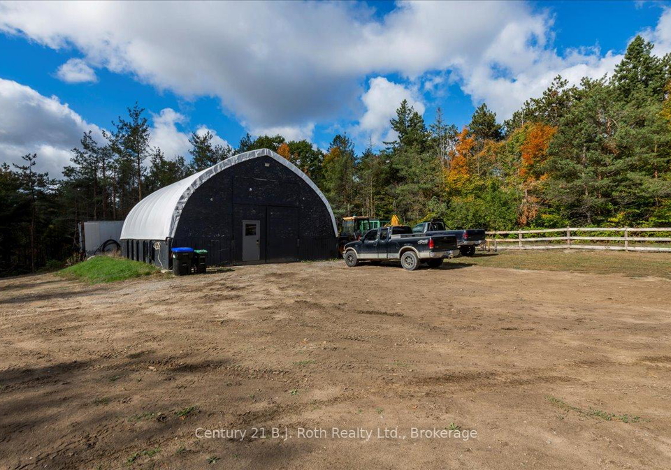 2286-flos-10-road-springwater-ontario-s13748284
