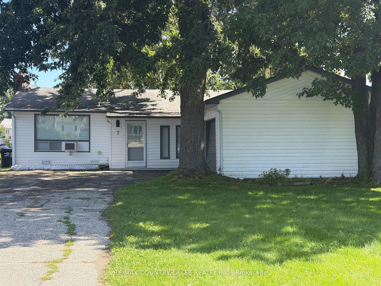 7-willow-crescent-ramara-ontario-s13751126