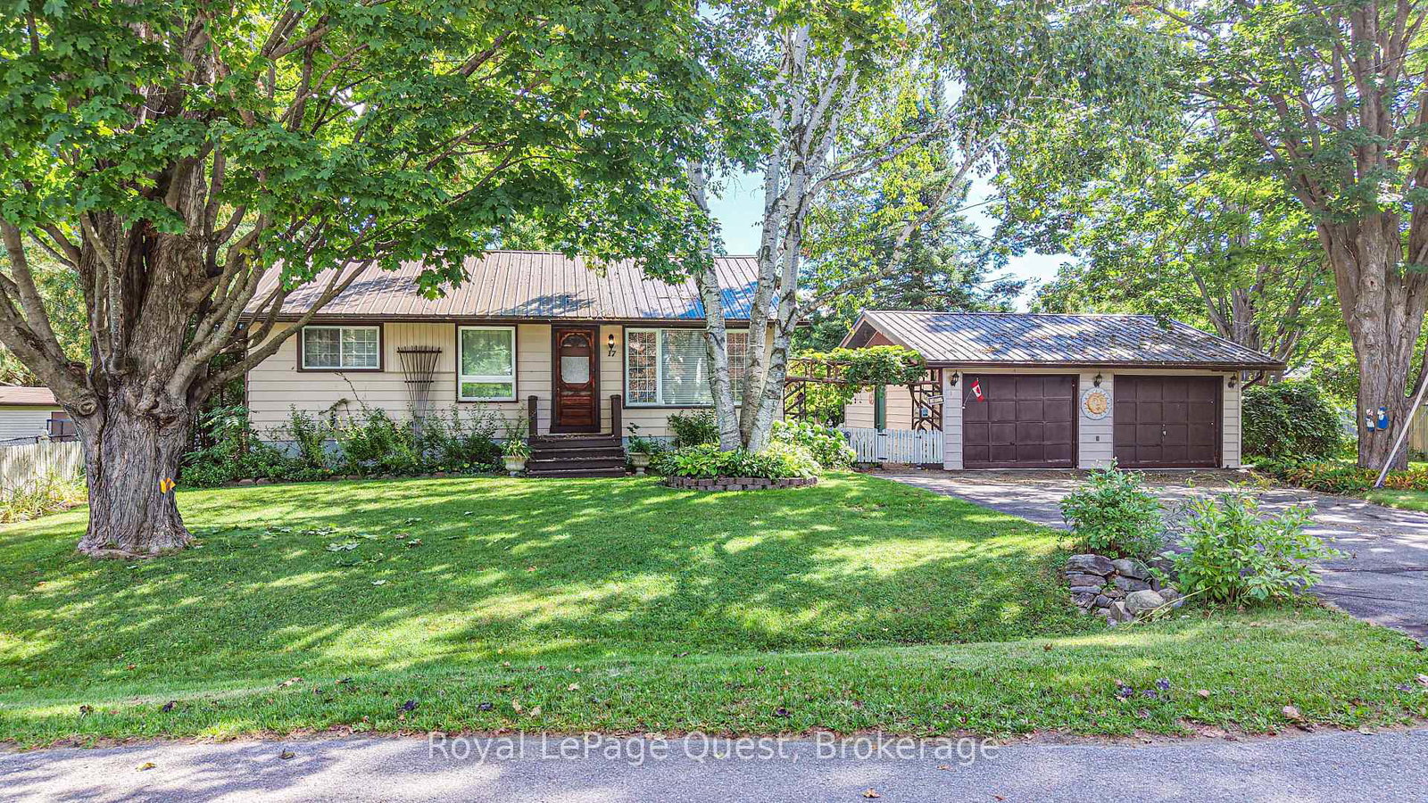17-hughes-road-e-orillia-ontario-s13752344