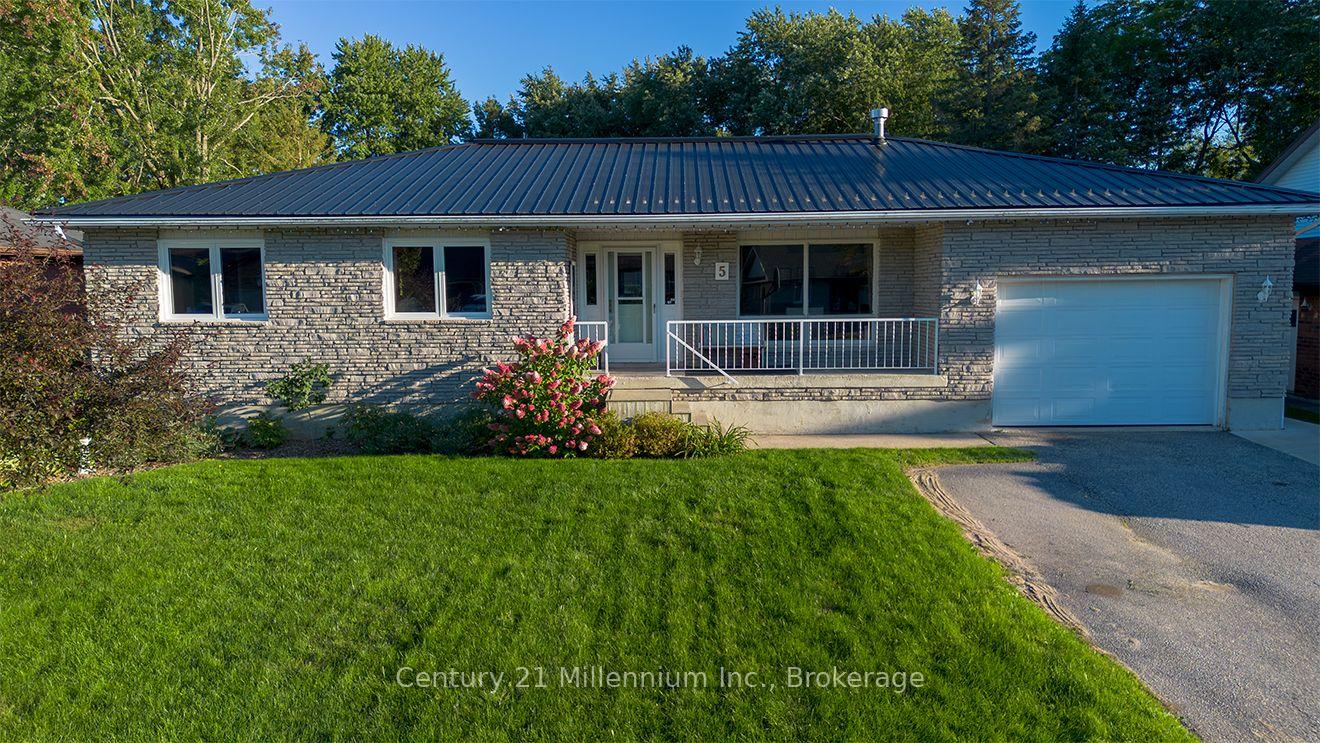 5-mckean-boulevard-clearview-ontario-s13752970