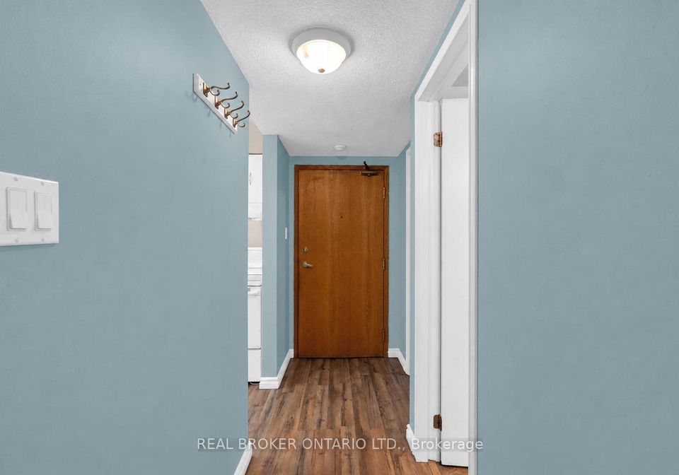 25-meadow-lane-barrie-ontario-s13753590