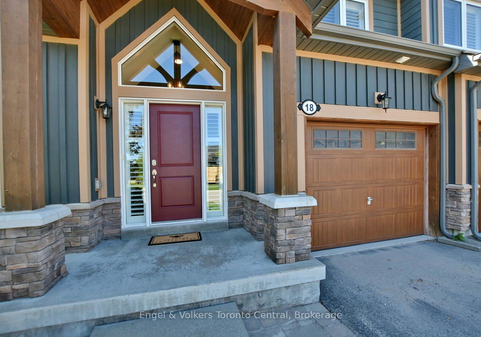 18-robbie-way-collingwood-ontario-s13754264