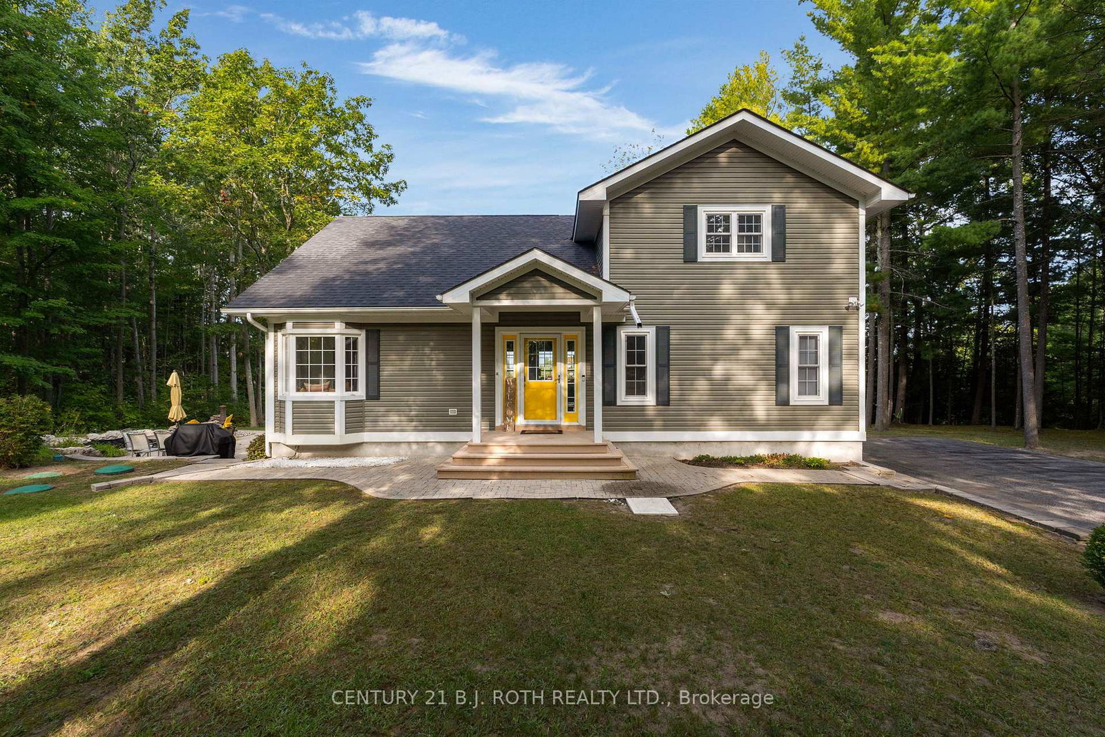 2710-portage-trail-springwater-ontario-s13754424