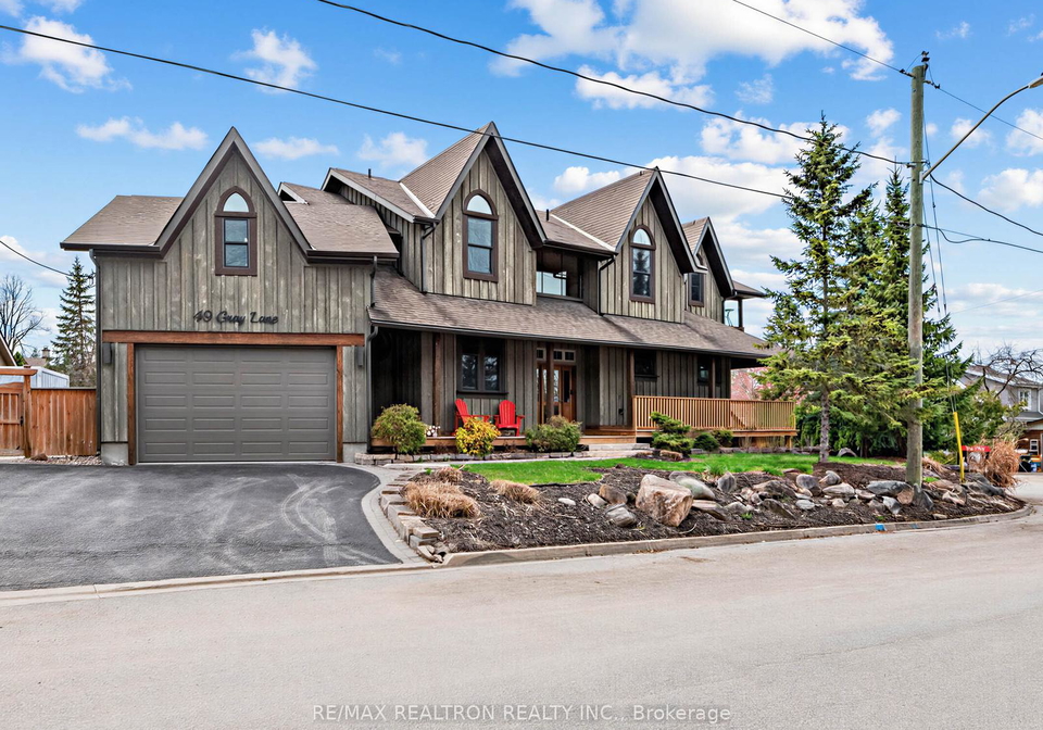 49-gray-lane-barrie-ontario-s13755338