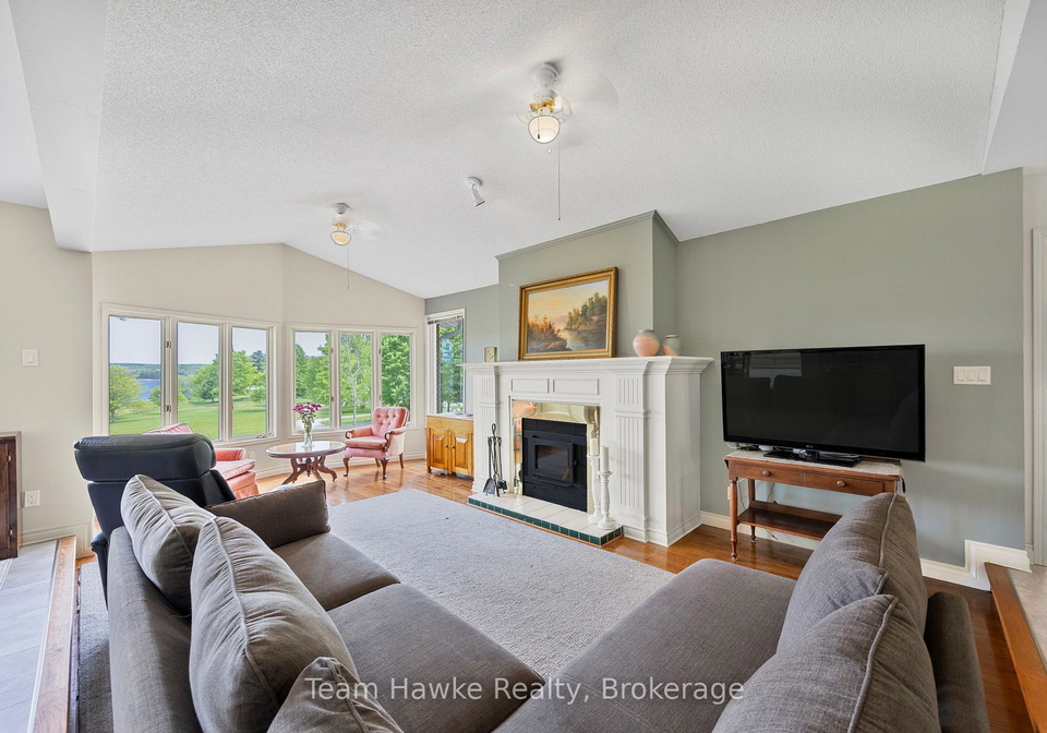26-jury-drive-penetanguishene-ontario-s13756260