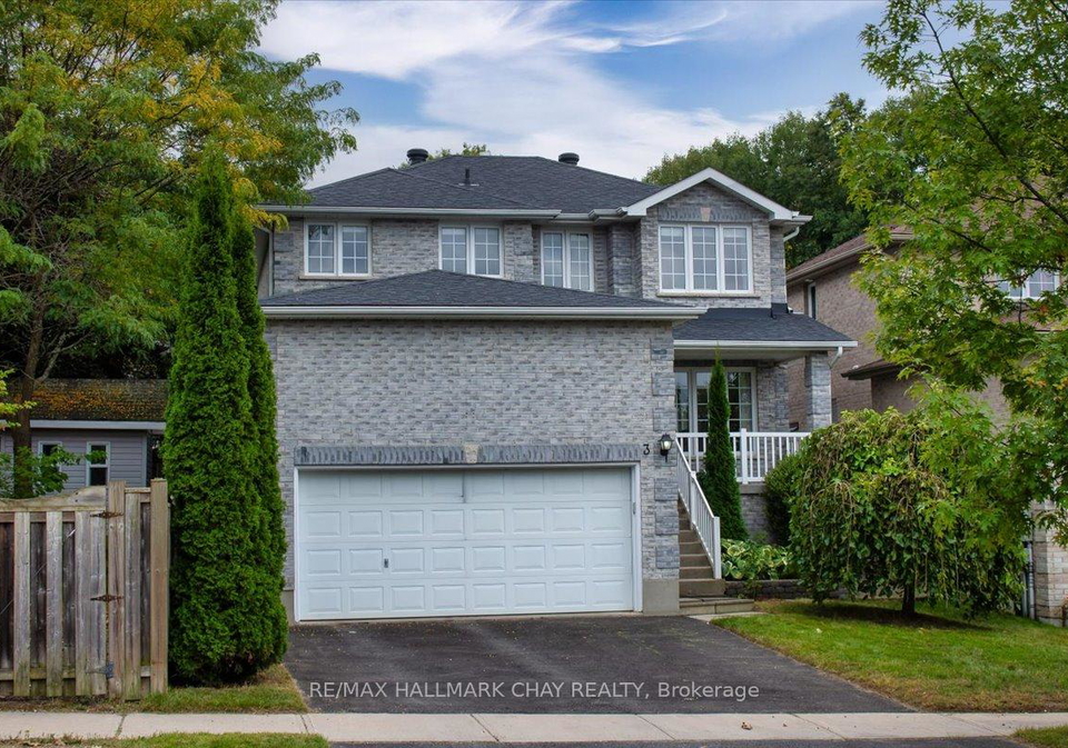 3-bell-street-barrie-ontario-s13756886