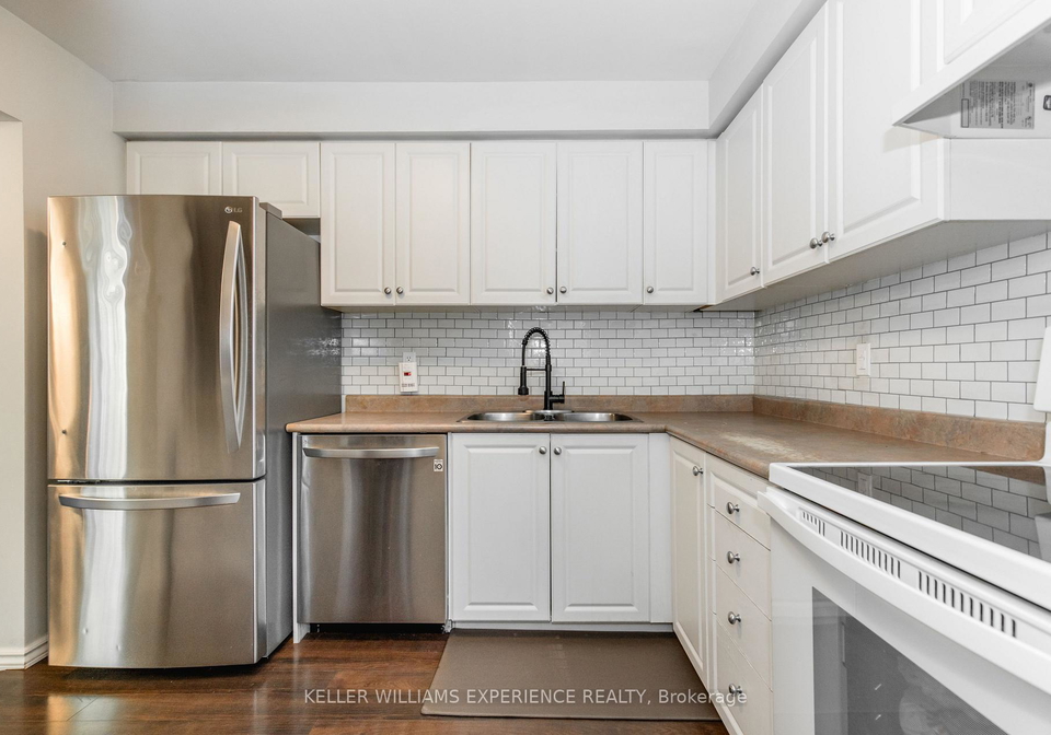 49-burns-circle-barrie-ontario-s13759848