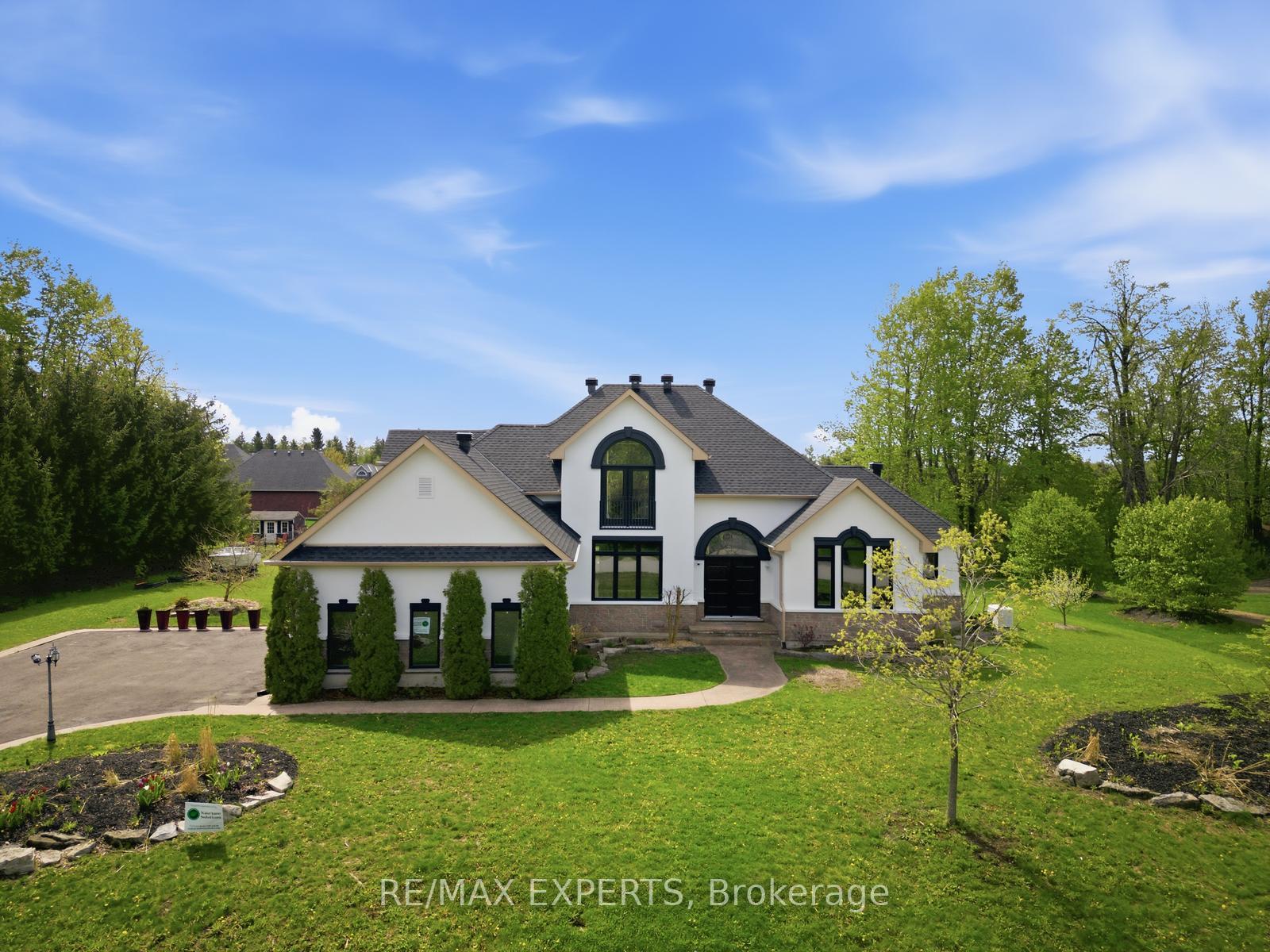 11-basswood-circle-oro-medonte-ontario-s13759884