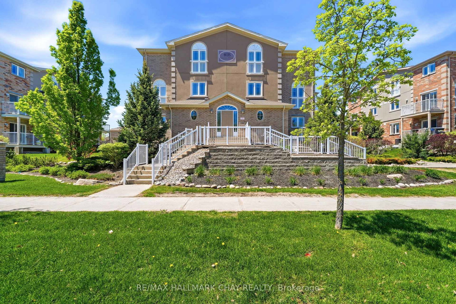 408-veterans-drive-barrie-ontario-s13759910