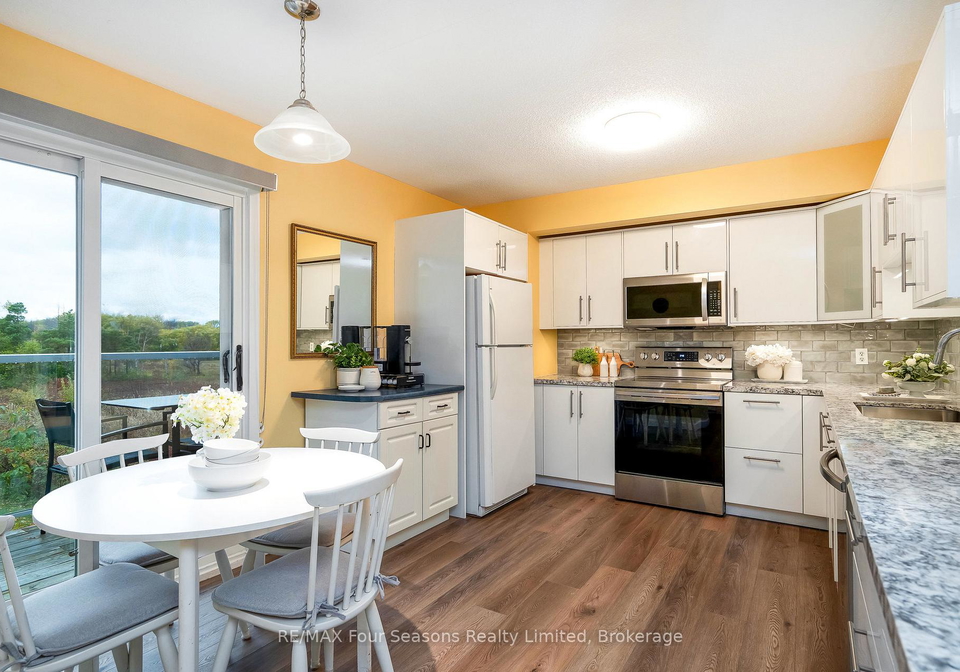 44-trott-boulevard-collingwood-ontario-s13762010