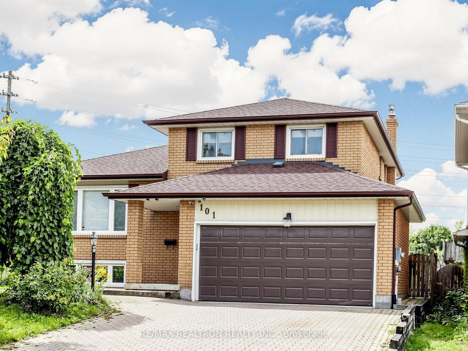 101-chieftain-crescent-barrie-ontario-s13762328