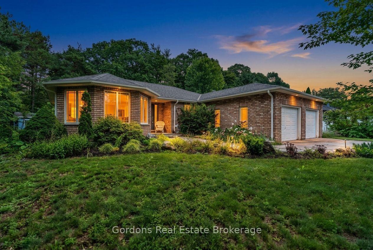 9-grier-street-tiny-ontario-s13762882