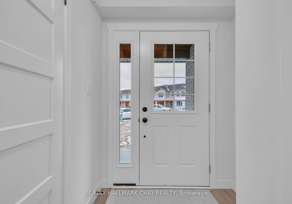 12-beverly-street-springwater-ontario-s13763452