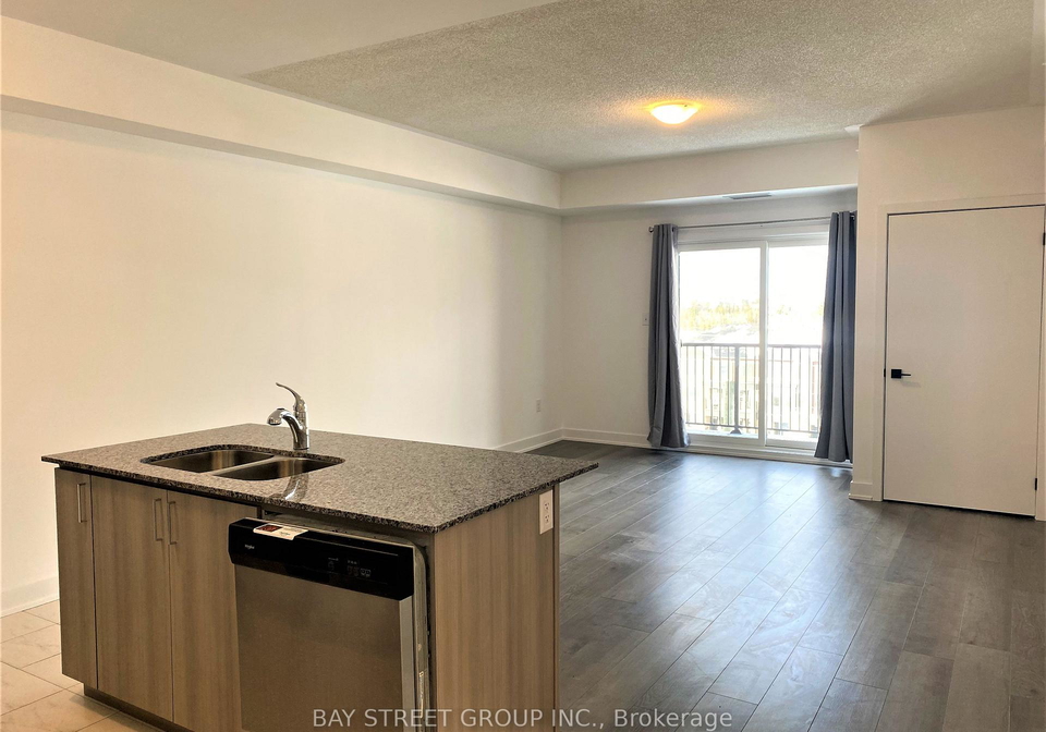 4-spice-way-barrie-ontario-s13763866