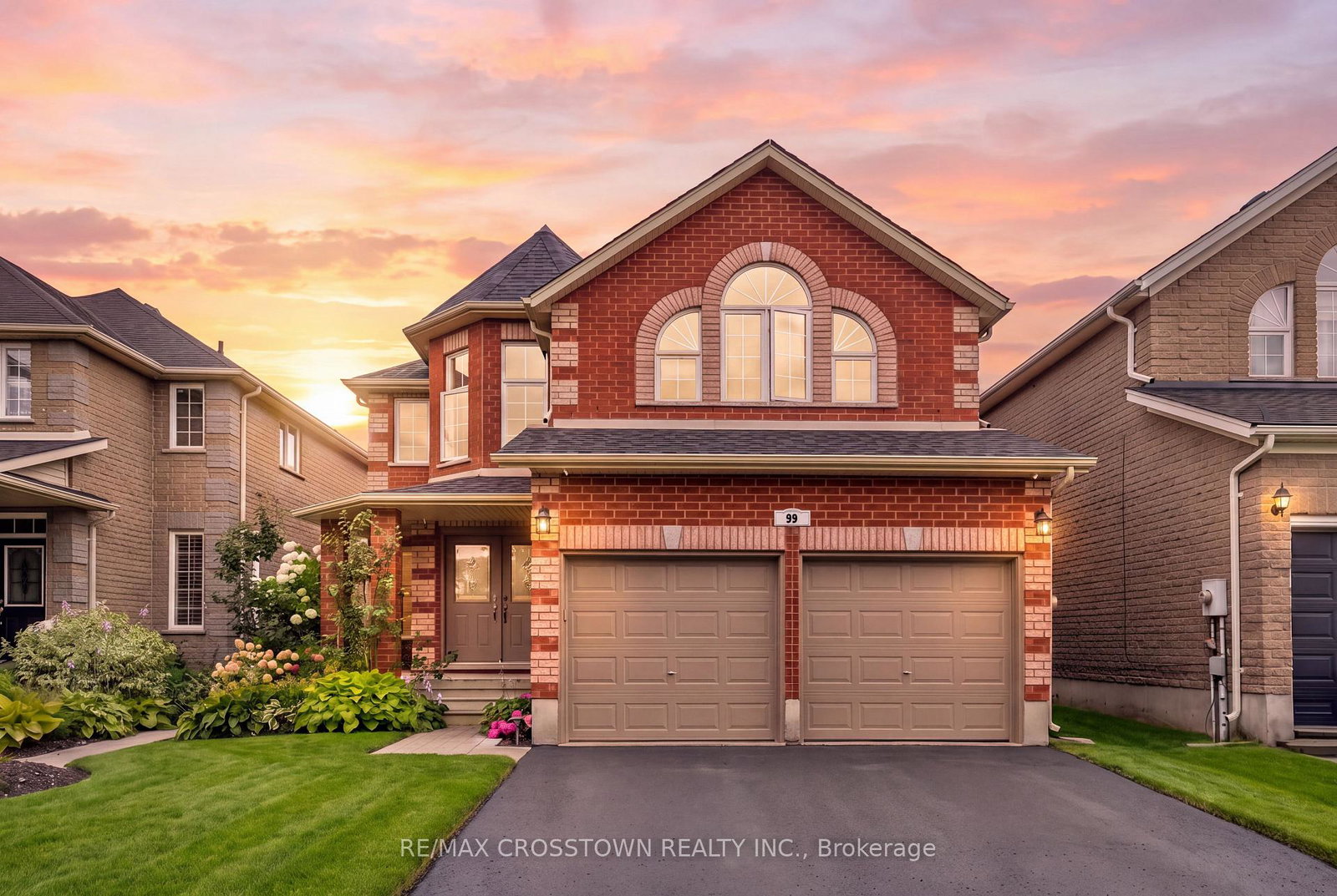 89-sovereigns-gate-barrie-ontario-s13765570