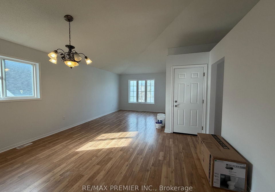 11-draper-crescent-barrie-ontario-s13765992