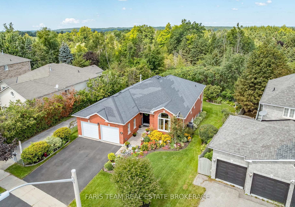 32-stanley-street-barrie-ontario-s13770634