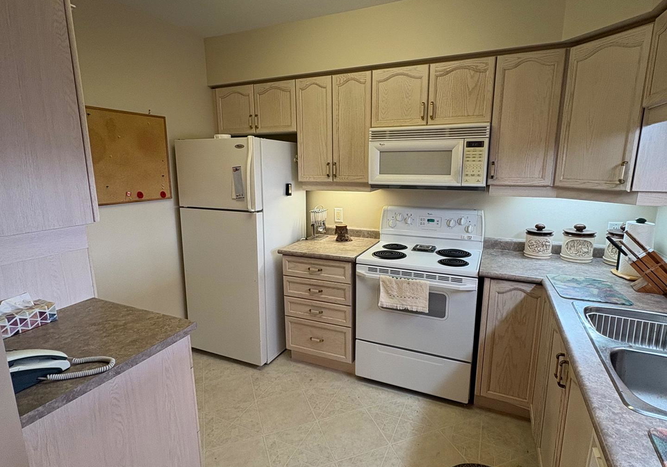 90-dean-avenue-barrie-ontario-s13771576