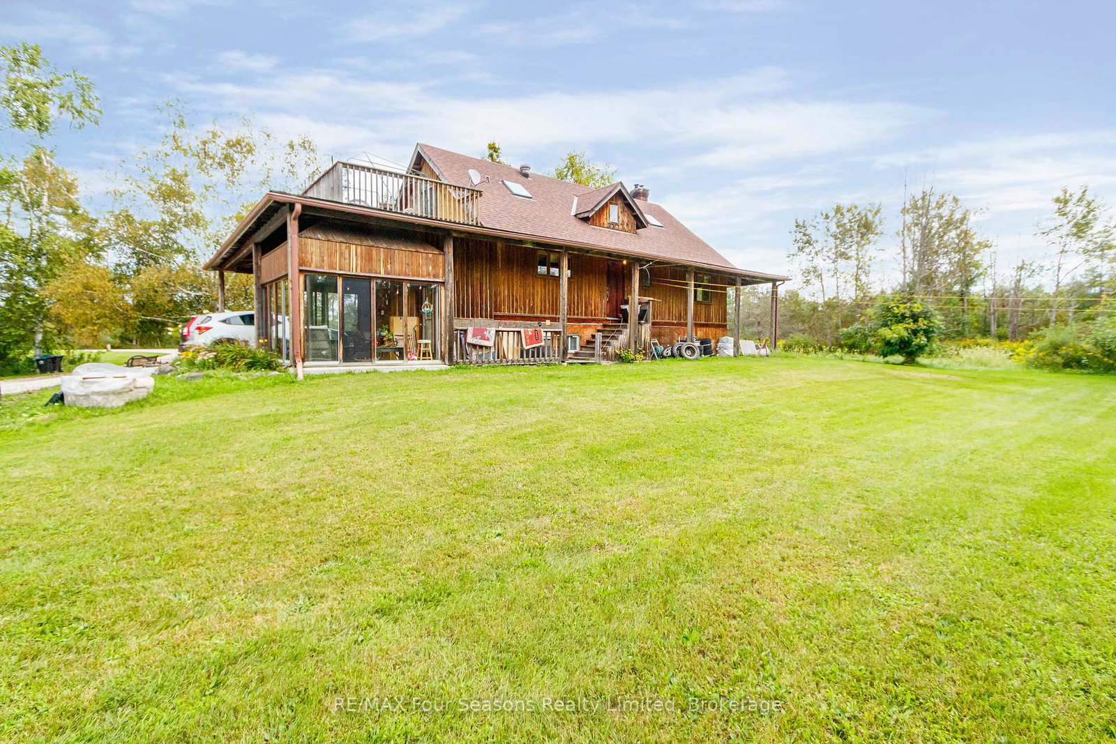 1040-1516-sunnidale-side-road-s-clearview-ontario-s13772226
