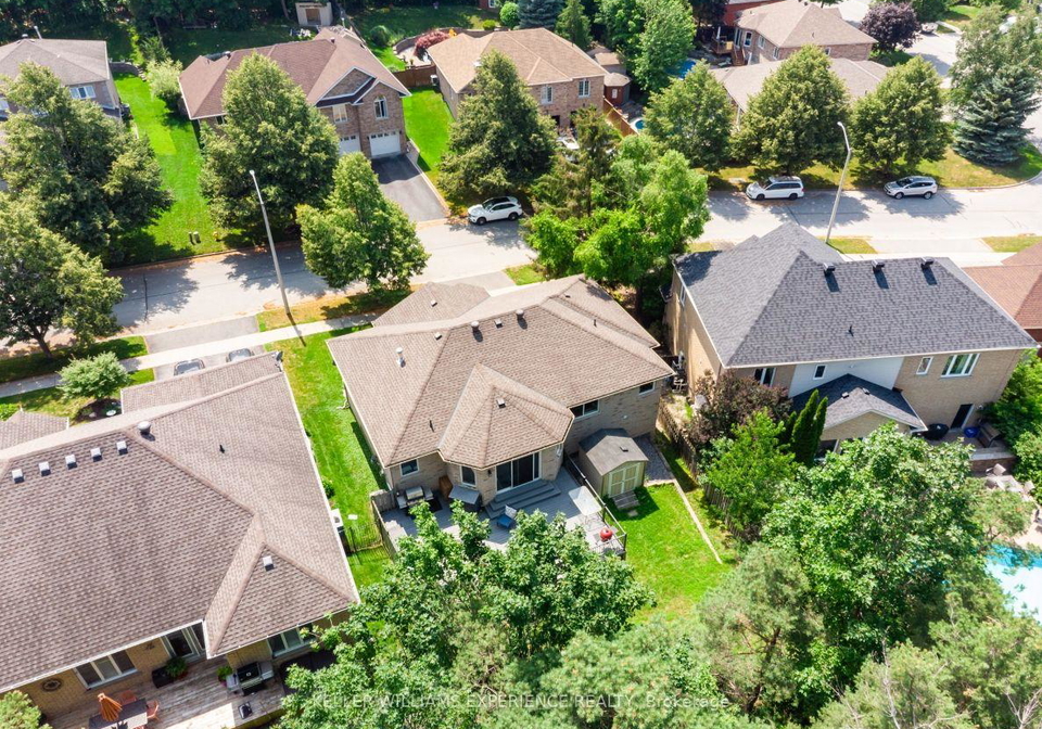 5-grouse-glen-barrie-ontario-s13772520
