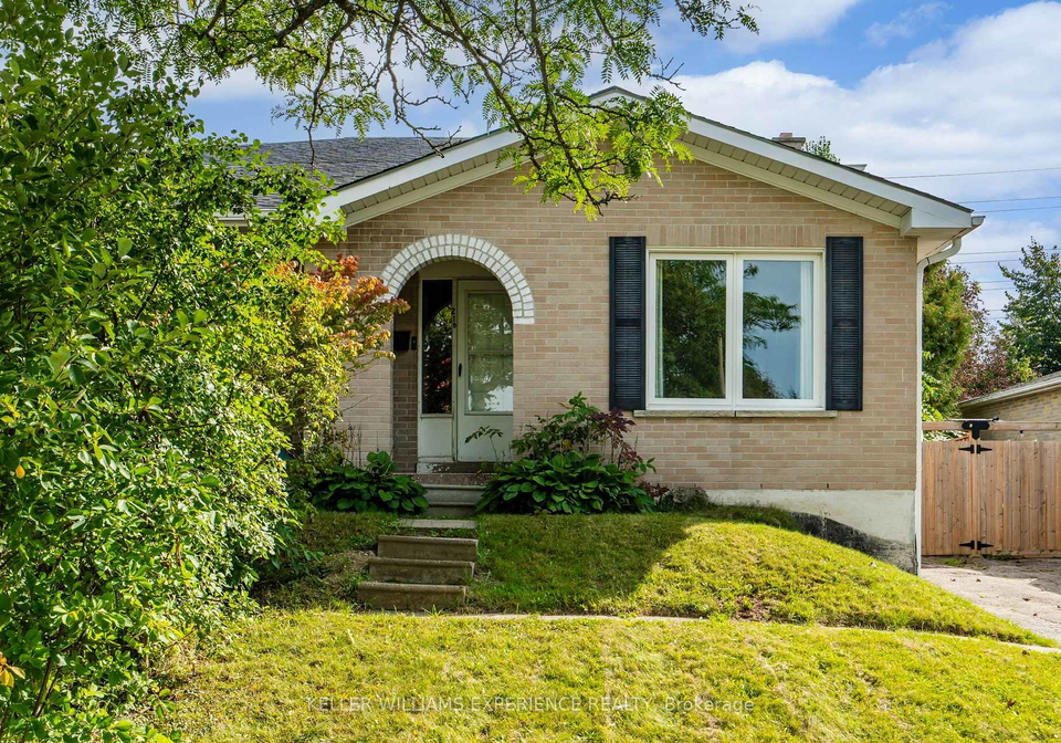 21-b-college-crescent-barrie-ontario-s13773198