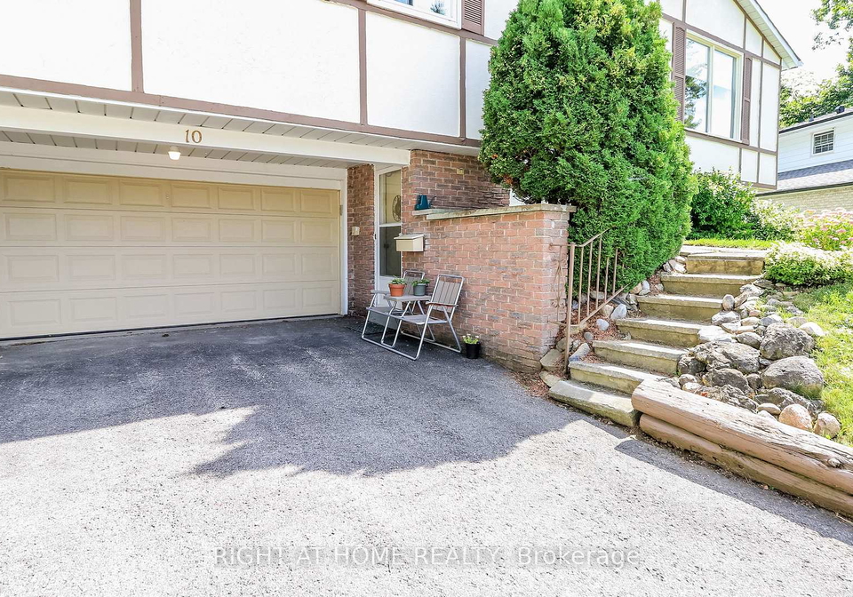 10-campfire-court-barrie-ontario-s13776206