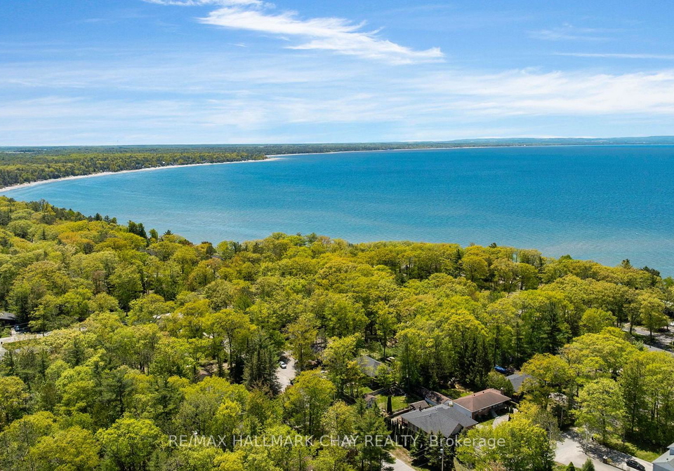 29-foliage-drive-n-tiny-ontario-s13777020