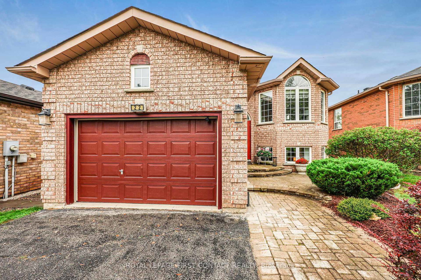 22-logan-court-barrie-ontario-s13778436