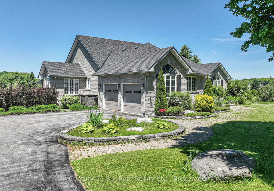 1273-hawk-ridge-crescent-severn-ontario-s13778840