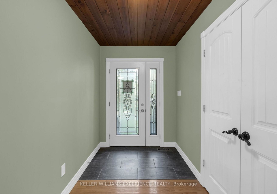 229-sunnidale-road-wasaga-beach-ontario-s13780100