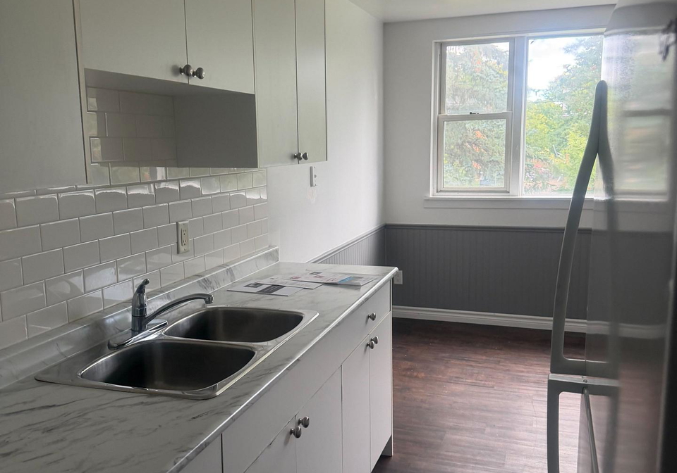 176-eighth-street-collingwood-ontario-s13780494