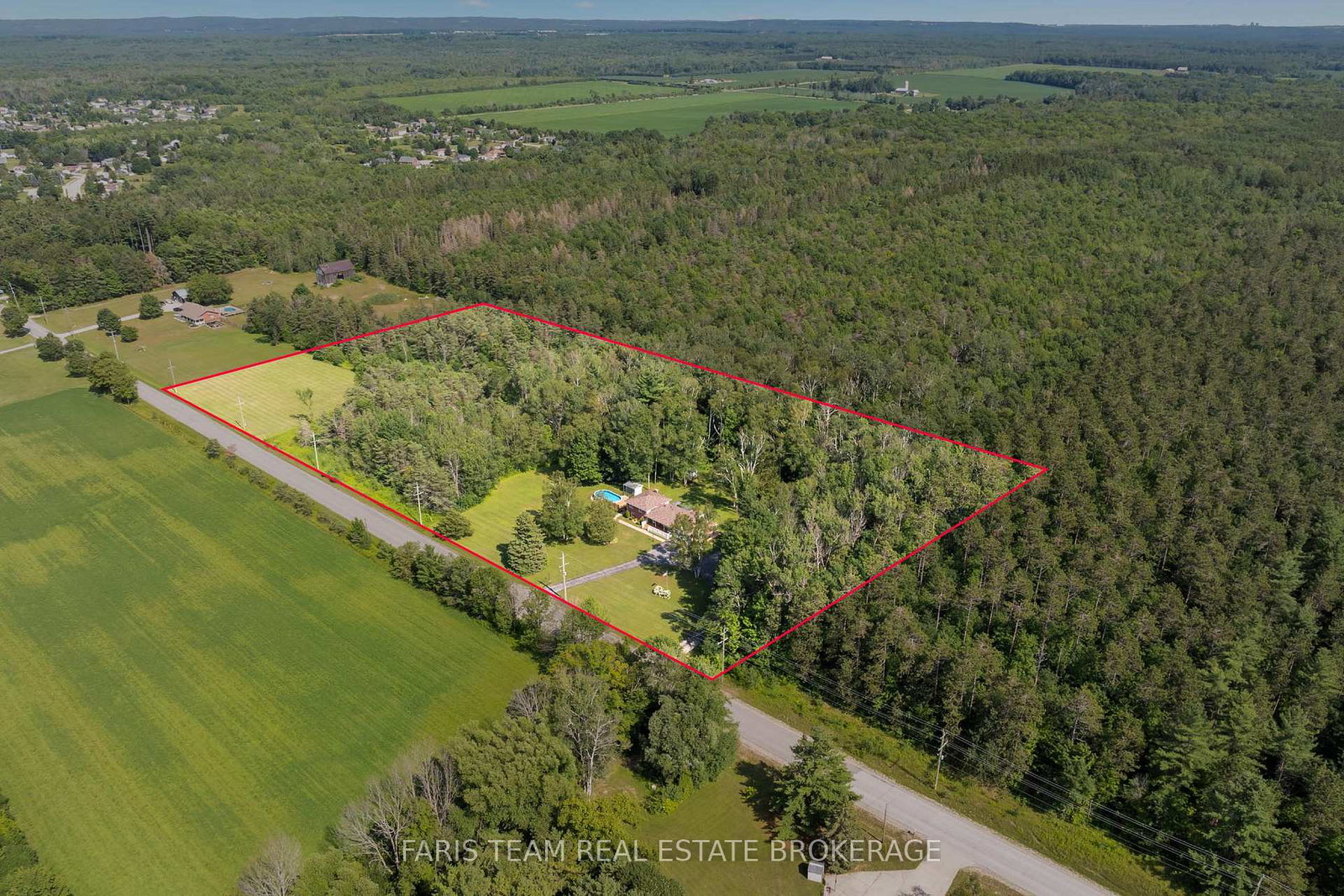 1765-flos-road-4-w-springwater-ontario-s13785594