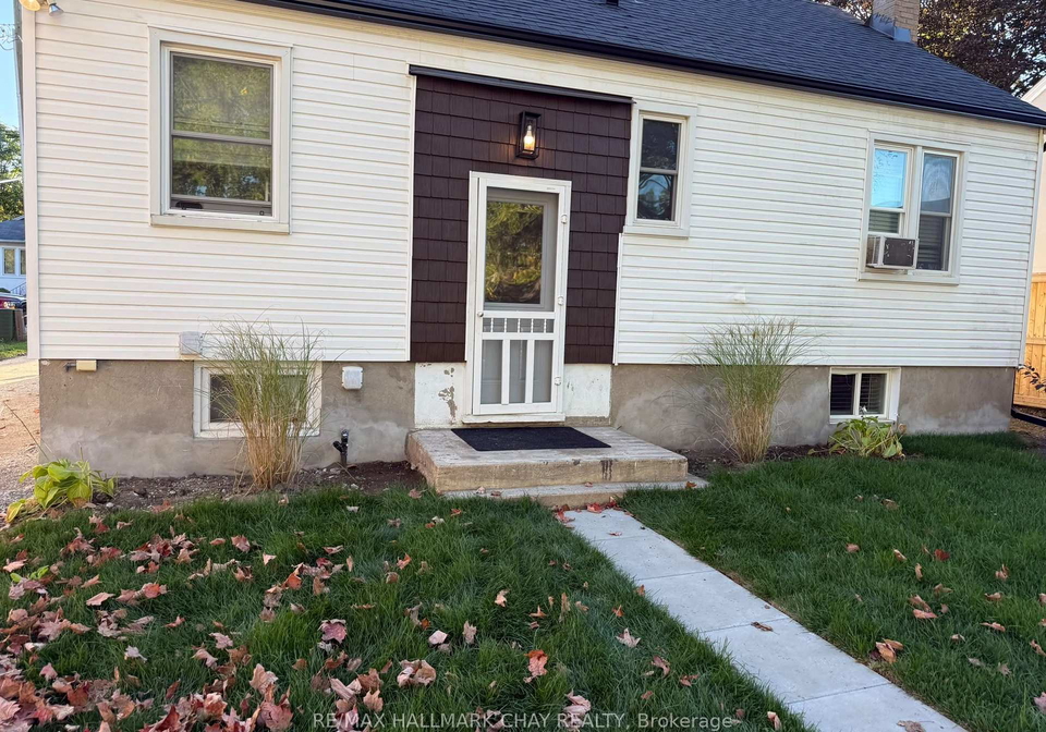 137-clapperton-street-barrie-ontario-s13786424