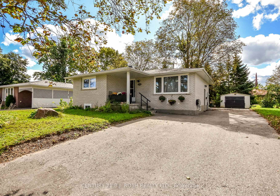 5-east-gate-barrie-ontario-s13786942
