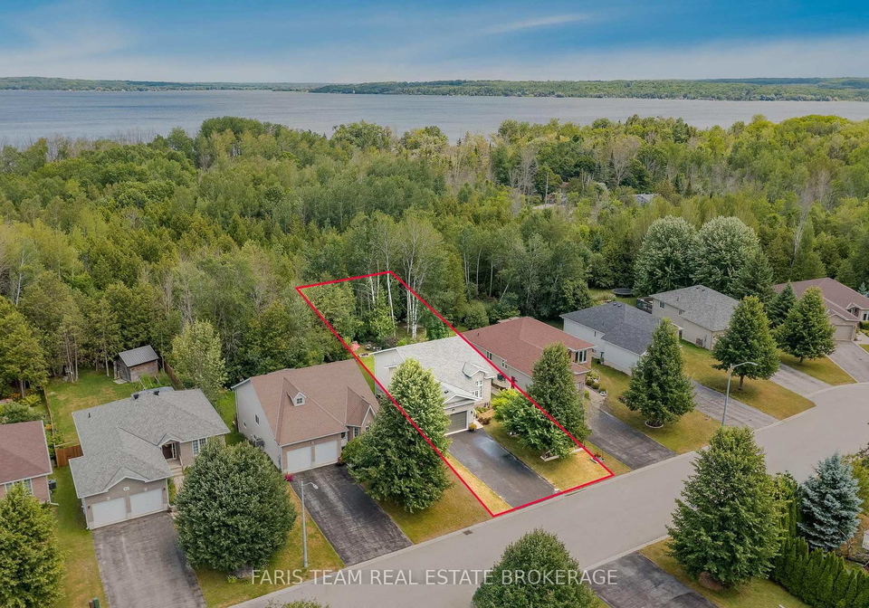 47-georgias-walk-tay-ontario-s13787166