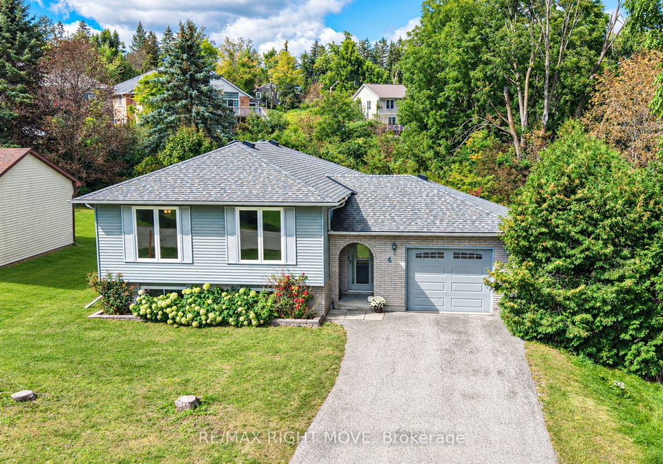 4-fitton-heights-orillia-ontario-s13789528