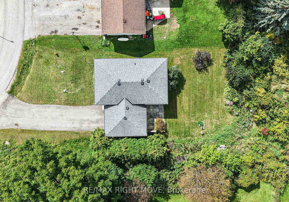 4-fitton-heights-orillia-ontario-s13789528