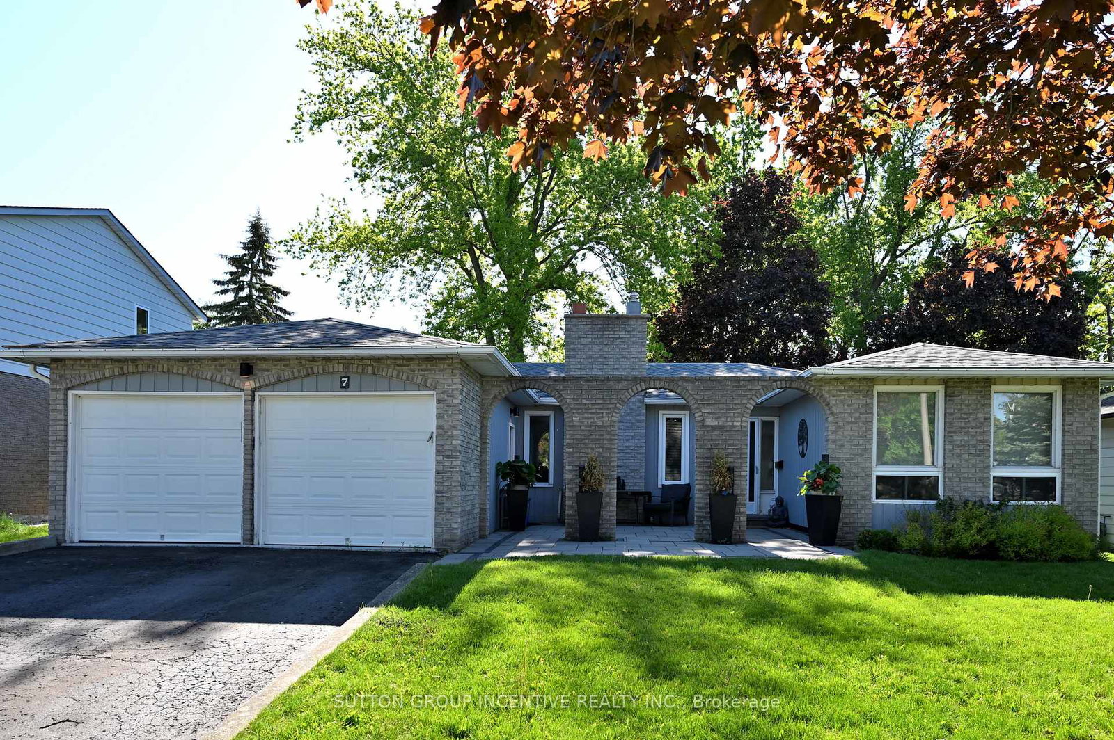 7-huron-street-barrie-ontario-s13789628