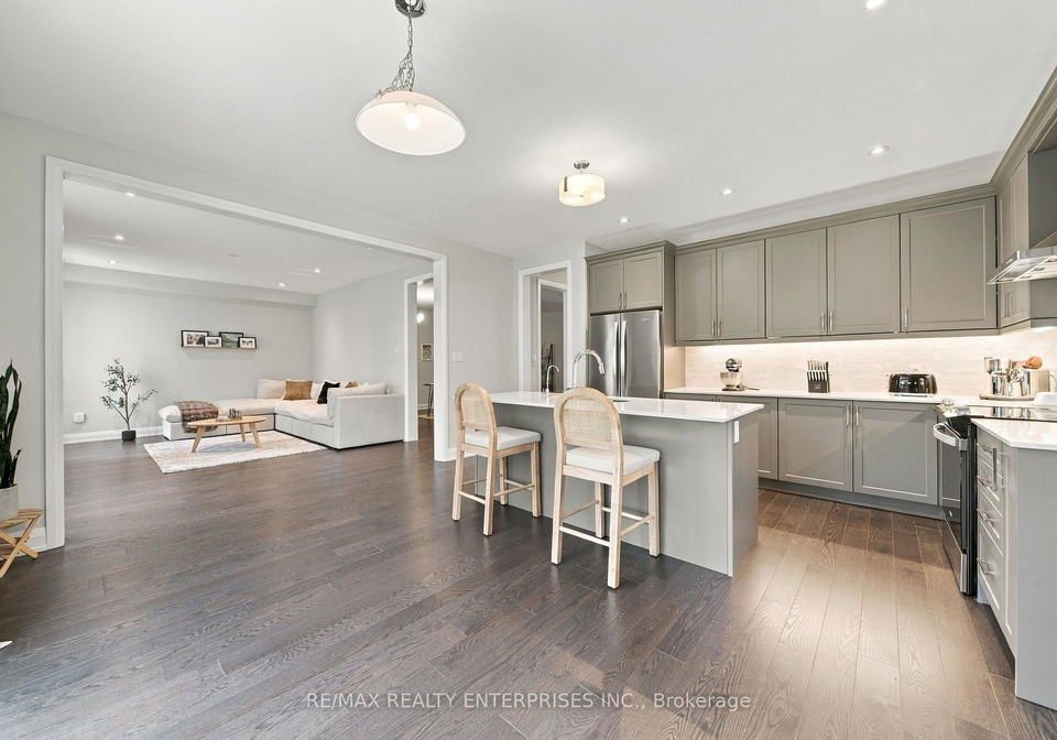 35-sweet-cicely-street-springwater-ontario-s13789894
