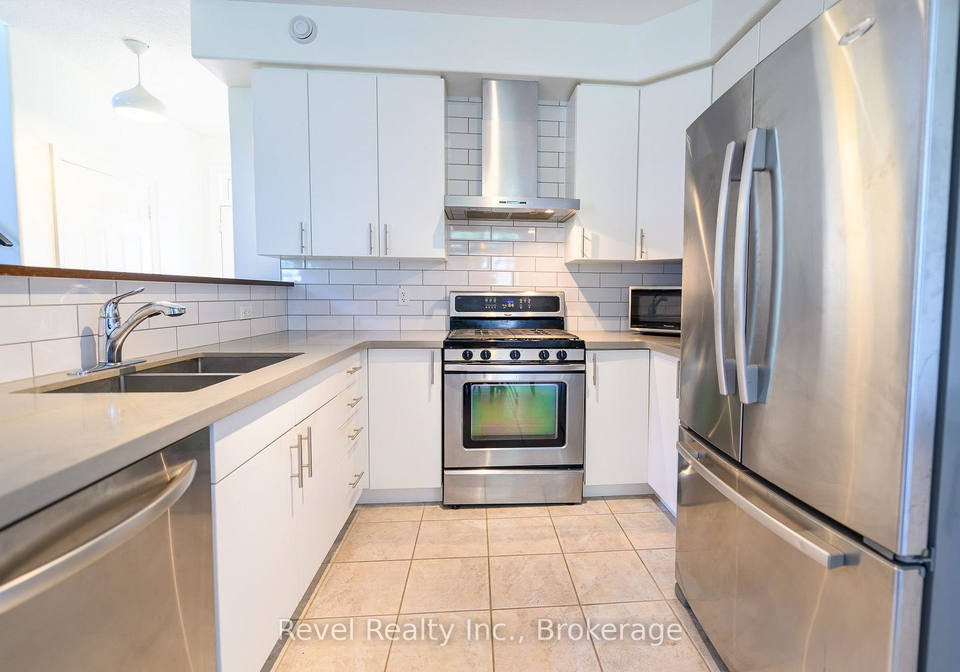 24-dance-street-collingwood-ontario-s13794638