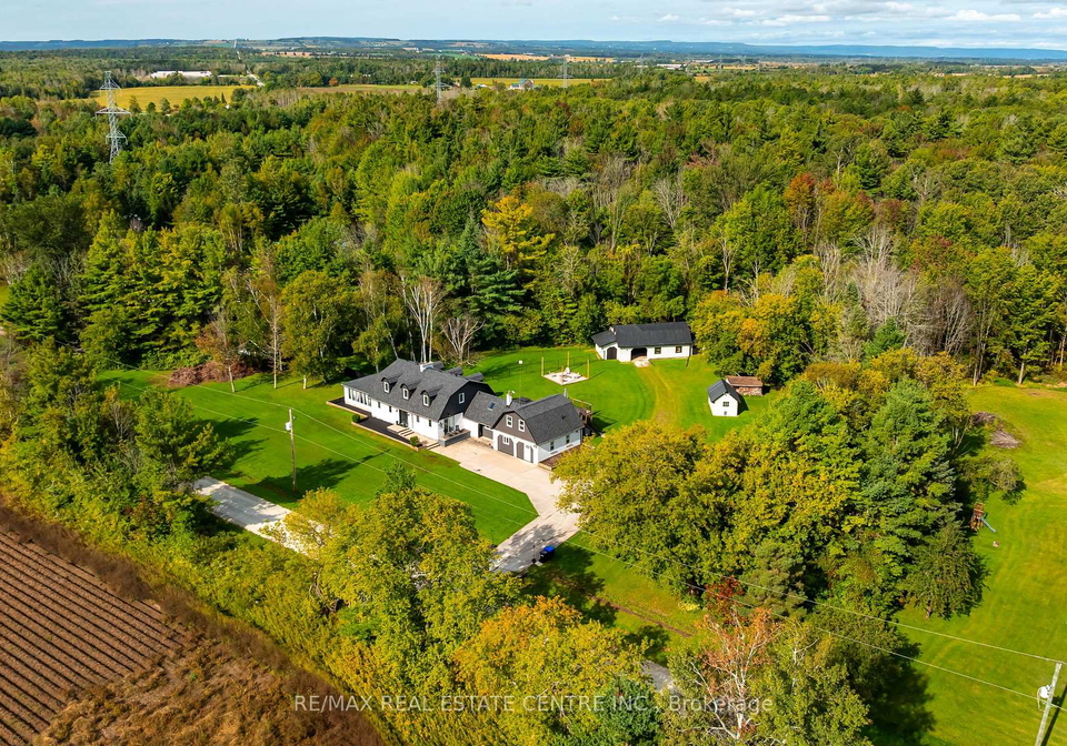 2570-creemore-avenue-clearview-ontario-s13796472