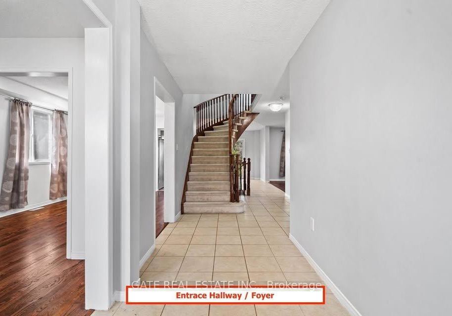 50-stunden-lane-barrie-ontario-s13796814