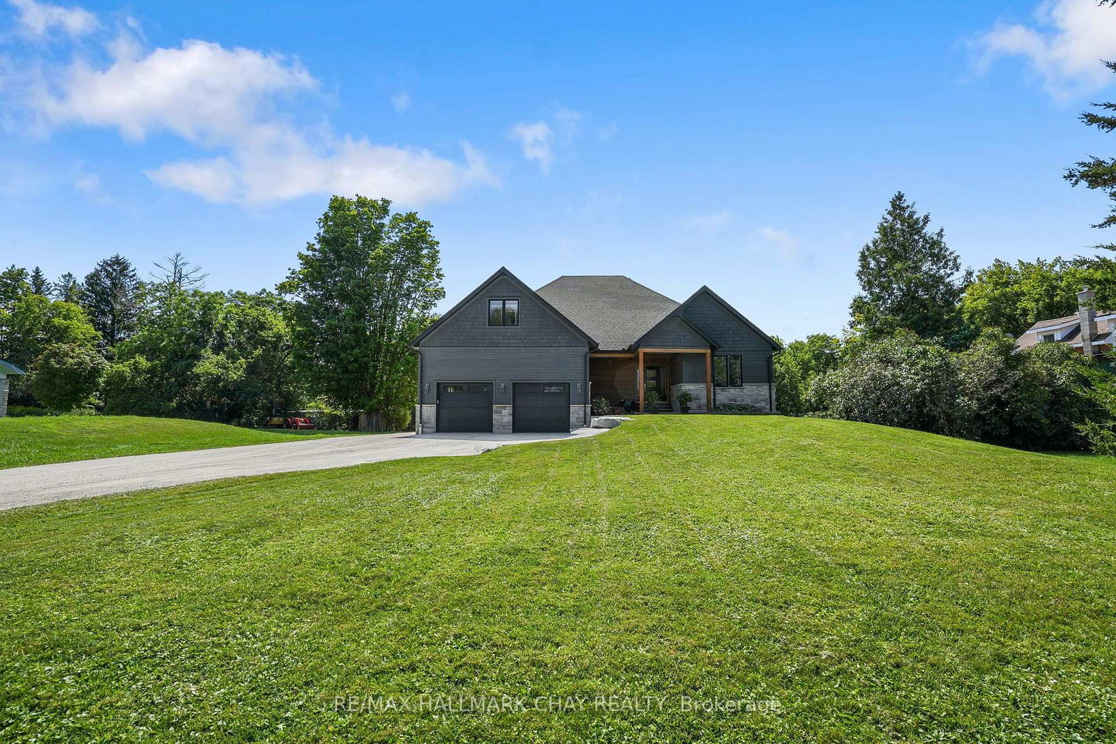 5247-county-road-9-clearview-ontario-s13796868