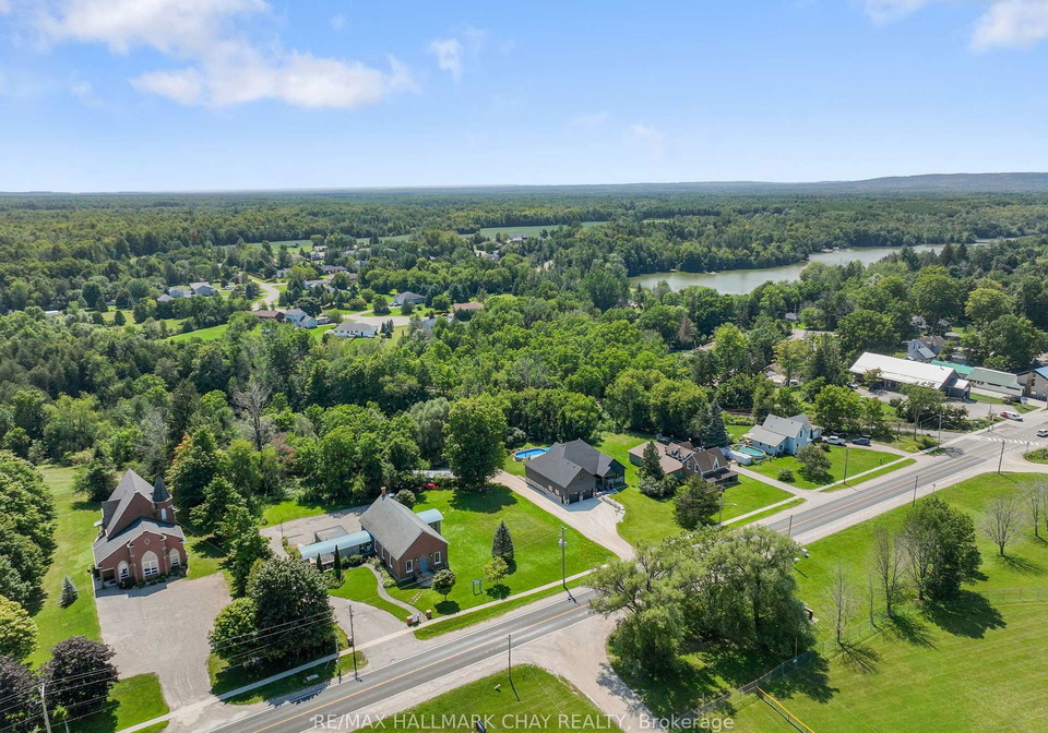 5247-county-road-9-clearview-ontario-s13796868