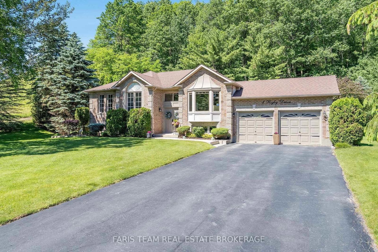 1-rigby-drive-wasaga-beach-ontario-s13797032