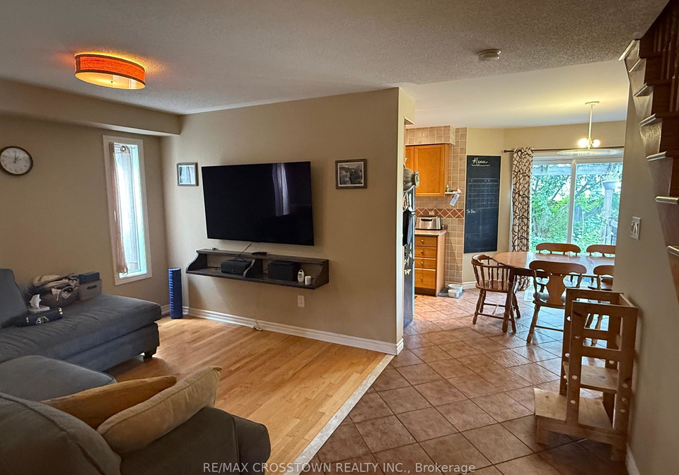 22-eaglestone-lane-barrie-ontario-s13797910