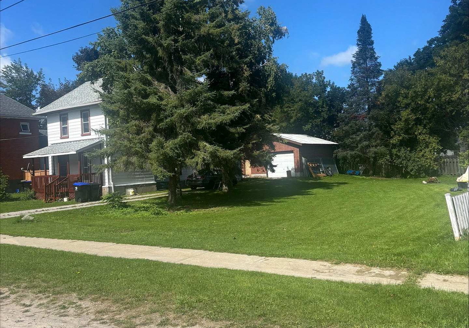 242-barnett-avenue-midland-ontario-s13799500