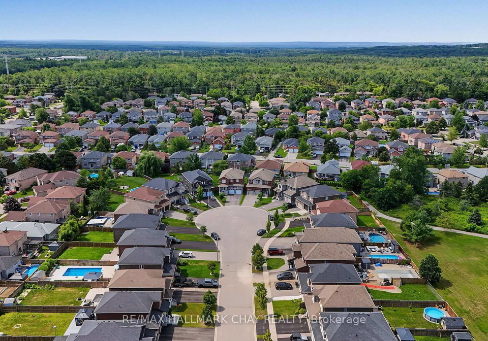 36-lowry-court-barrie-ontario-s13800738