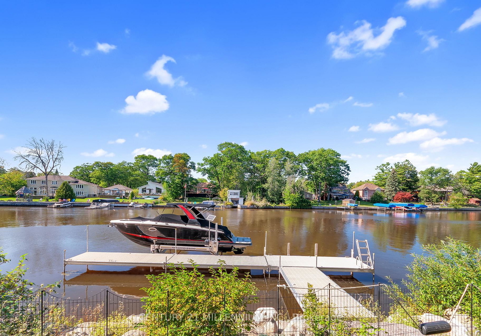 68-edgewater-road-wasaga-beach-ontario-s13802166
