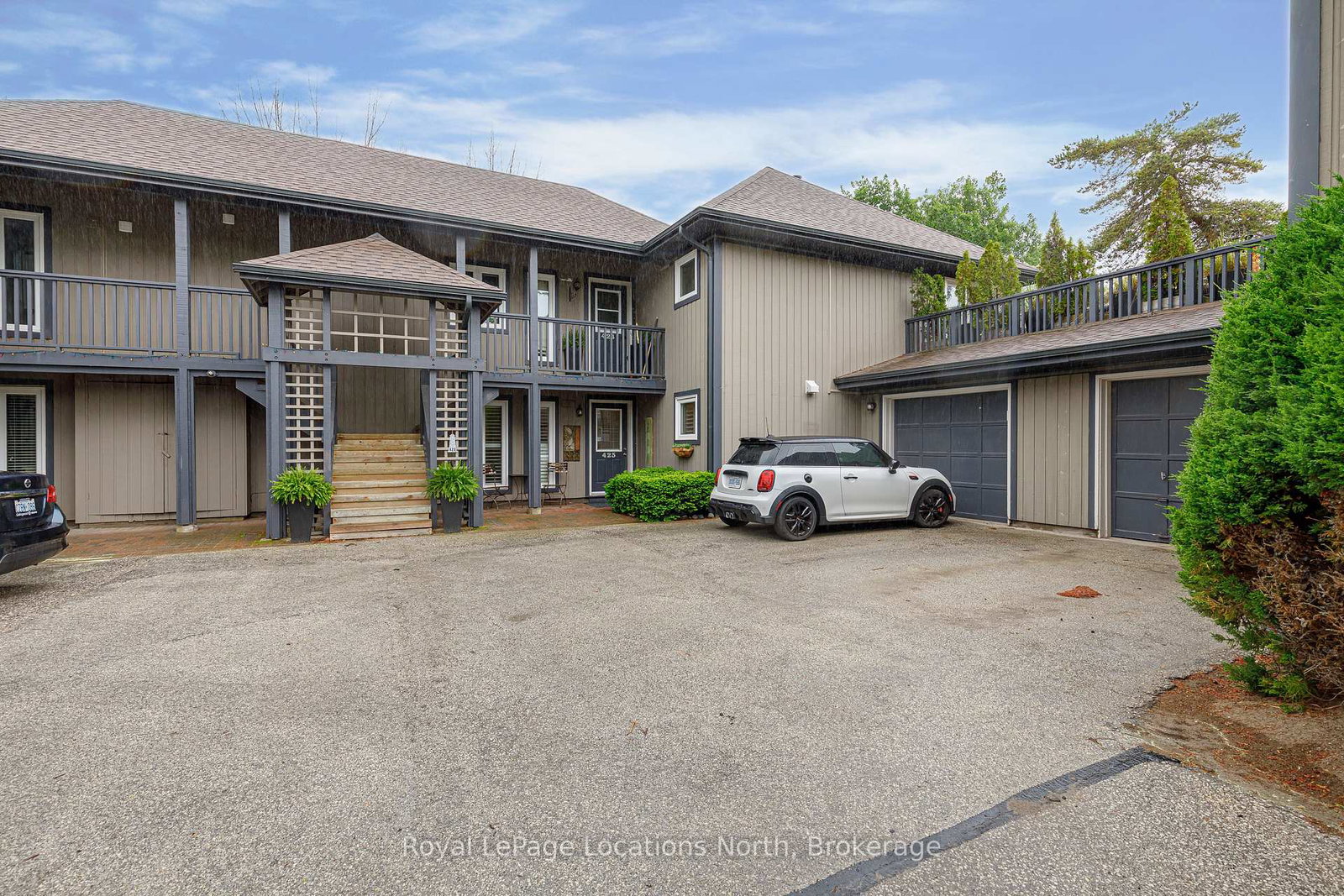 423-mariners-way-collingwood-ontario-s13807296